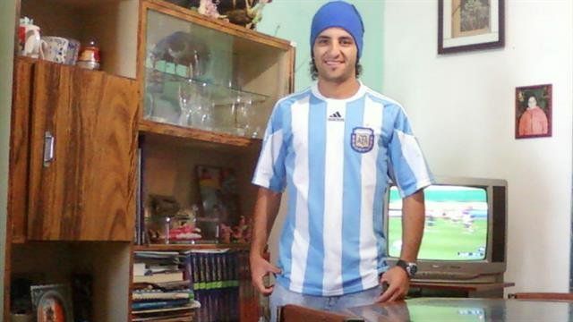 Perdió la memoria de un de pelotazo y la “Mona” Jiménez lo salvo