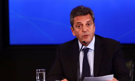 Sergio Massa es el ministro de Economía de la Nación. Sergio Massa es el ministro de Economía de la Nación.