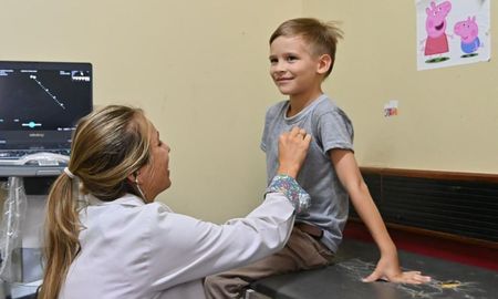 Los procedimientos crecieron de 140 en 2023 a 150 en 2025, con 76 cirugías a cielo abierto y 74 por hemodinamia. Los procedimientos crecieron de 140 en 2023 a 150 en 2025, con 76 cirugías a cielo abierto y 74 por hemodinamia.