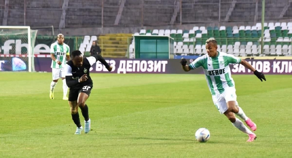 Sebastián Villa se va de Bulgaria y volverá al fútbol argentino. Sebastián Villa se va de Bulgaria y volverá al fútbol argentino.