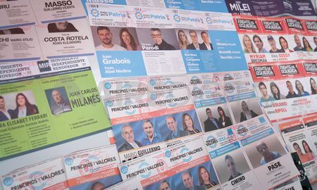 El sistema PASO se utiliza a nivel nacional desde 2011. El gobierno de Javier Milei busca eliminarlo. El sistema PASO se utiliza a nivel nacional desde 2011. El gobierno de Javier Milei busca eliminarlo.