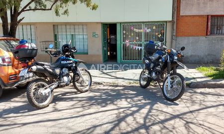 fomento 9 de julio: la golpearon para robarle mientras buscaba a su hijo del jardin fomento 9 de julio: la golpearon para robarle mientras buscaba a su hijo del jardin