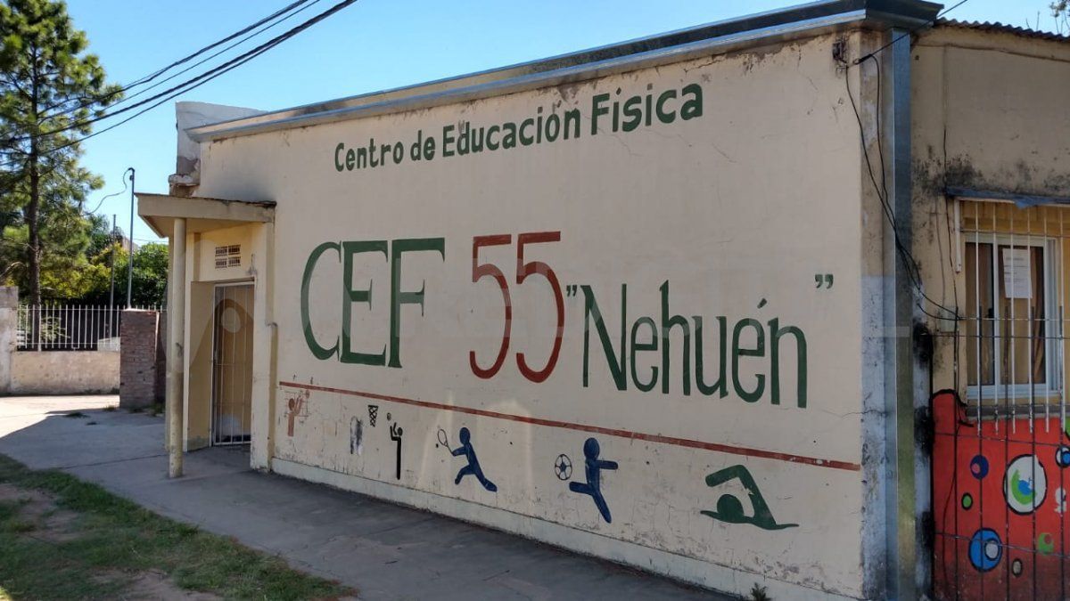 El Centro de Educación Física 55 fue víctima de los robos que se originan en la zona