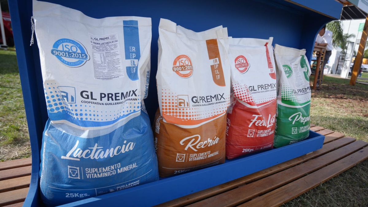 Guillermo Lehmann presentó su nueva línea de alimentos balanceados para perros y gatos.