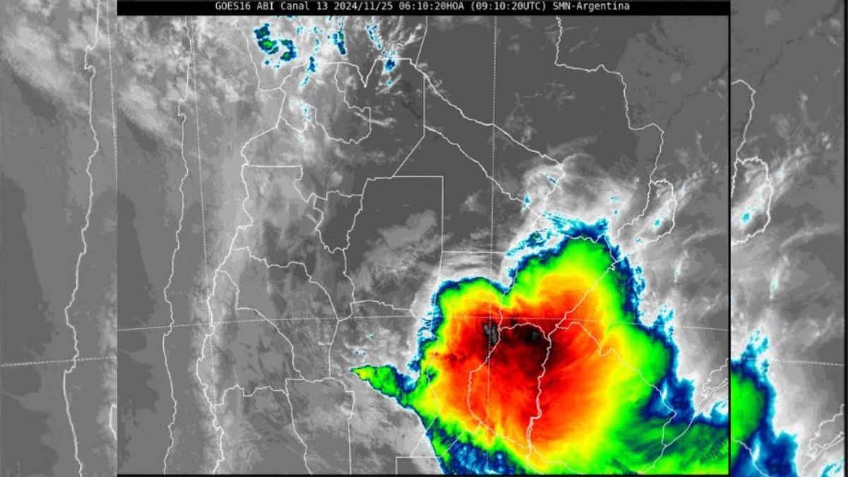Santa Fe bajo agua: lunes de lluvias intensas y clima inestable. Santa Fe bajo agua: lunes de lluvias intensas y clima inestable.