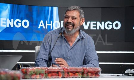 El intendente de Coronda, Ricardo Bachi Ramírez, dio detalles sobre la nueva edición de la Fiesta Nacional de la Frutilla. El intendente de Coronda, Ricardo Bachi Ramírez, dio detalles sobre la nueva edición de la Fiesta Nacional de la Frutilla.