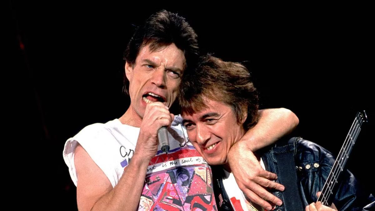 Bill Wyman dejó a los Rolling Stones en enero de 1993. Bill Wyman dejó a los Rolling Stones en enero de 1993.