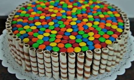 Torta con cubanitos, by Maru Botana. Torta con cubanitos, by Maru Botana.