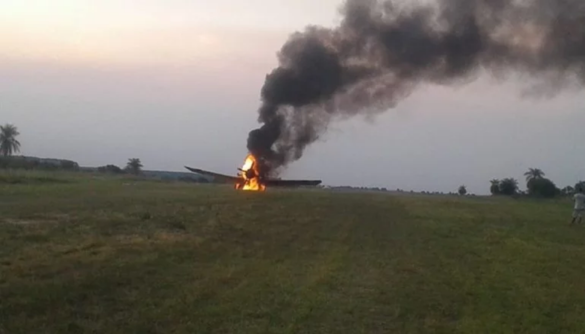 Un avi&oacute;n hidrante que trabajaba en la zona, sufri&oacute; un desperfecto mec&aacute;nico y se incendi&oacute;.&nbsp;