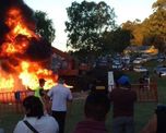 hacian la torta frita mas grande del mundo y se les incendio la sarten hacian la torta frita mas grande del mundo y se les incendio la sarten