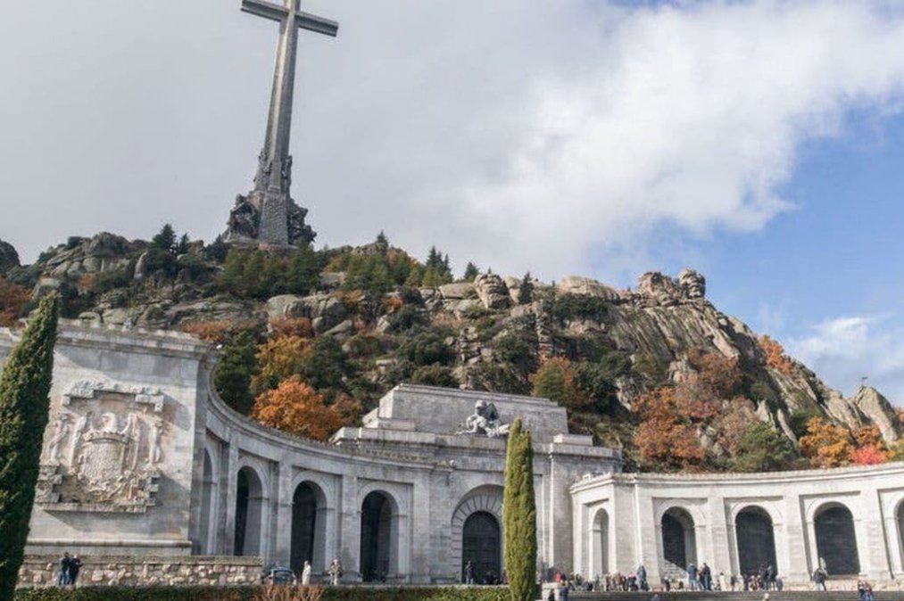 España: el Tribunal Supremo da vía libre a la exhumación de Franco del Valle de los Caídos