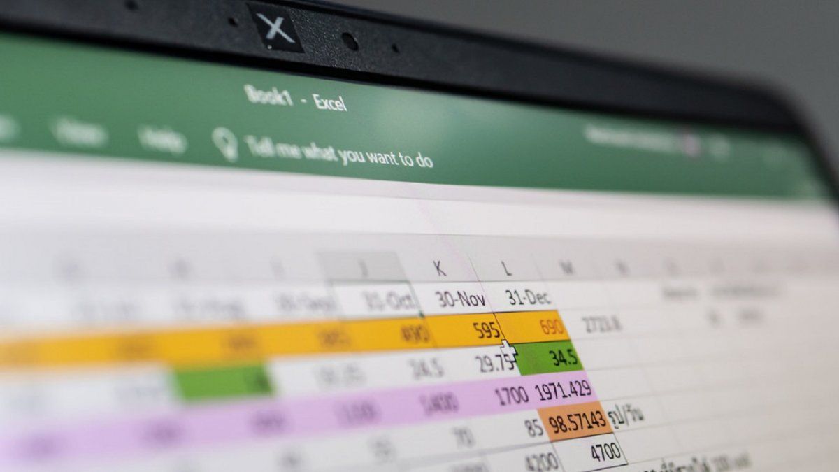Influencers logran miles de millones de visitas en TikTok gracias a sus consejos para usar Excel.
