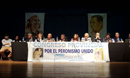 Unos 400 congresales participarán del Congreso del PJ en la ciudad de Santa Fe. Unos 400 congresales participarán del Congreso del PJ en la ciudad de Santa Fe.