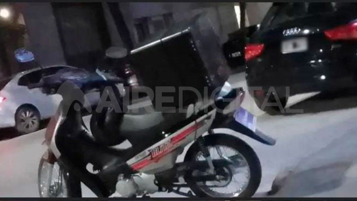 La joven difundió la foto de su moto para intentar hallarla.