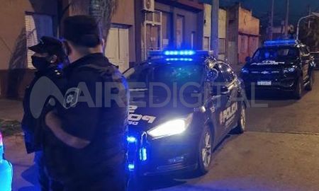 desalojaron una fiesta clandestina en santa fe y otra en recreo donde hubo detonaciones desalojaron una fiesta clandestina en santa fe y otra en recreo donde hubo detonaciones