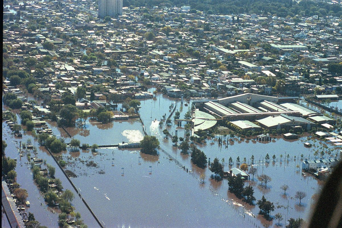 Provincia pagará a damnificados por la inundación en Santa Fe de 2003.