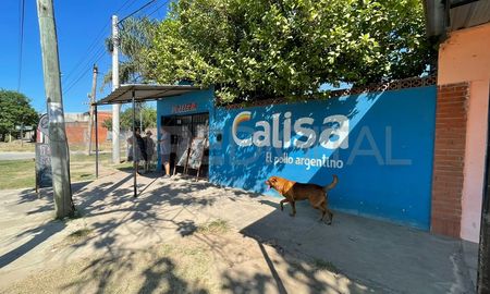 Una comerciante fue víctima de un violento robo en una pollería del barrio Facundo Quiroga en la ciudad de Santa Fe.&nbsp;