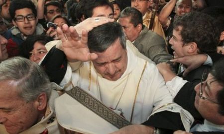 juan barros, el obispo que encendio la ira de las victimas de abuso sexual durante la visita del papa juan barros, el obispo que encendio la ira de las victimas de abuso sexual durante la visita del papa