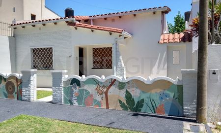 Jardín Chocolate: robaron tres equipos de música esta mañana y la directora está sumida en la angustia.