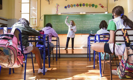 Santa Fe firmará el convenio de extensión de clases en escuelas primarias. Santa Fe firmará el convenio de extensión de clases en escuelas primarias.