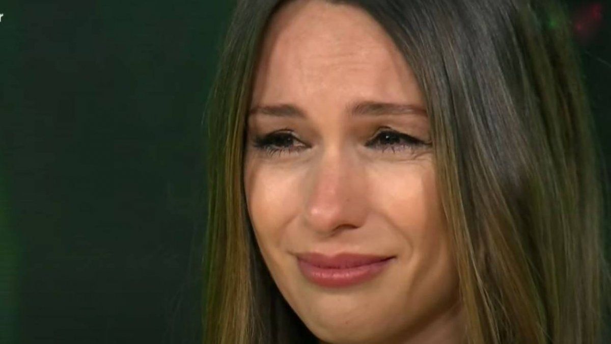 Pampita se emocionó en su programa y rompió en llanto.&nbsp;
