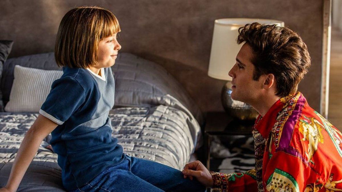 Qué pasó en los primeros capítulos de la segunda temporada de "Luis Miguel, la serie".