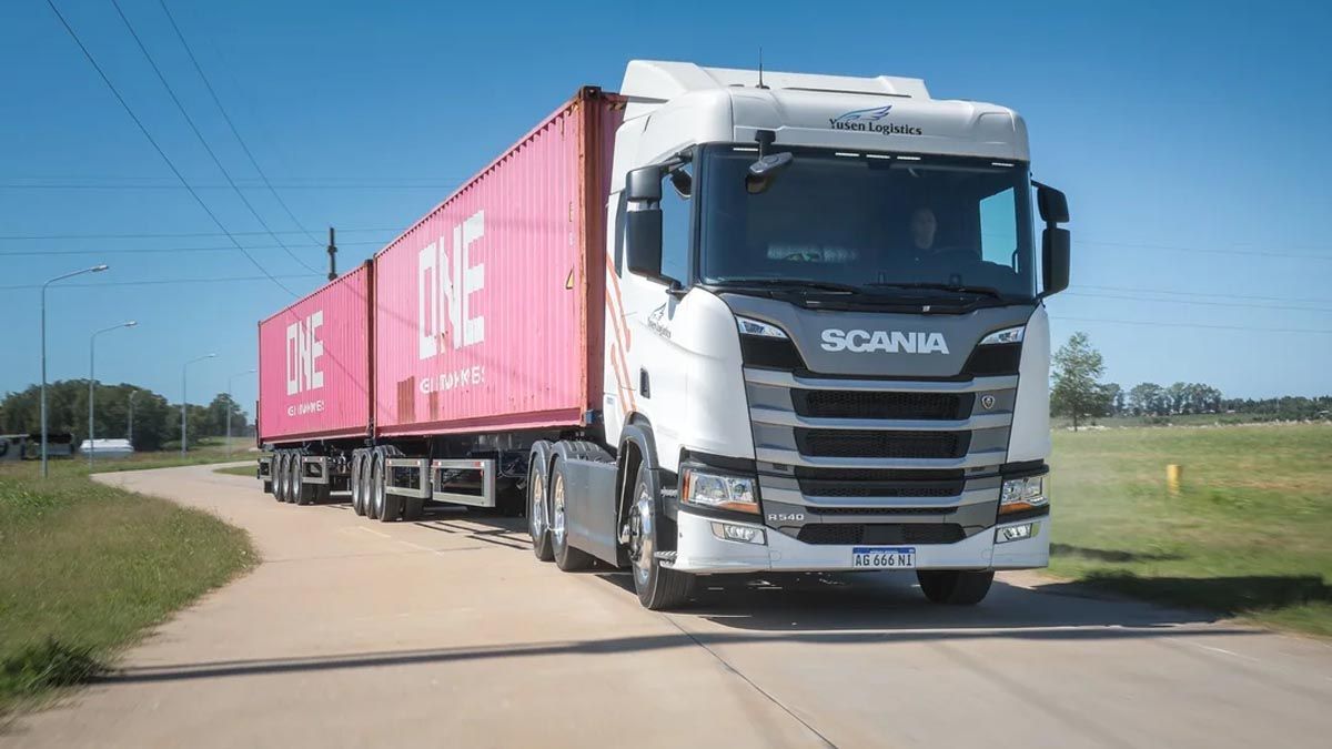 El Gobierno nacional implementó la libre circulación de los camiones bitrenes en todo el país