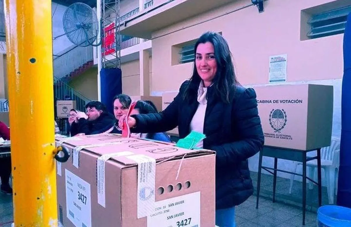 Maribel González lidera ampliamente en la interna de Unidos para Cambiar Santa Fe. Maribel González lidera ampliamente en la interna de Unidos para Cambiar Santa Fe.