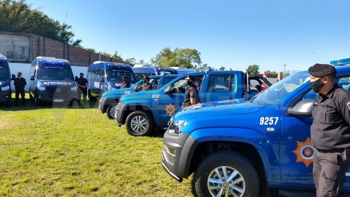 Unas 216 nuevas camionetas se sumaron a la Policía de Santa Fe.