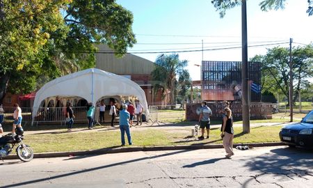 Este sábado brindaron turnos para la vacunación docente. Este sábado brindaron turnos para la vacunación docente.