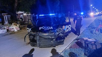 Santa Fe: intensa persecución en el norte de la ciudad terminó con un patrullero chocado y un hombre prófugo