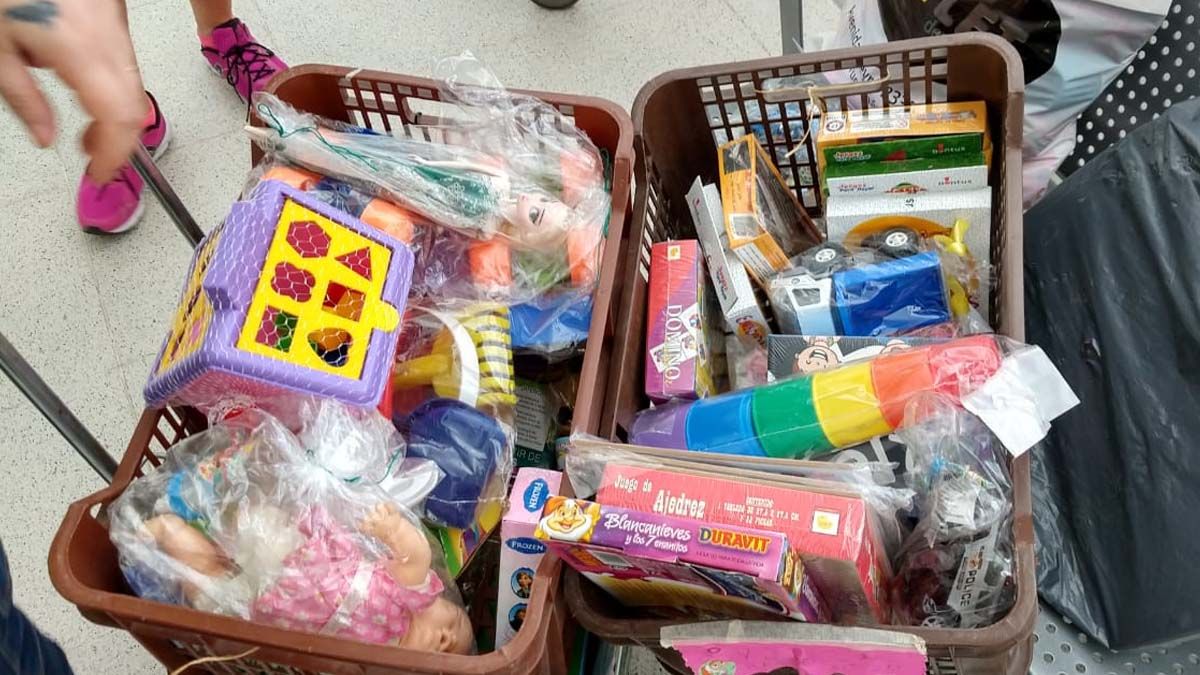 Se reciben donaciones de juguetes nuevos y usados en buen estado.