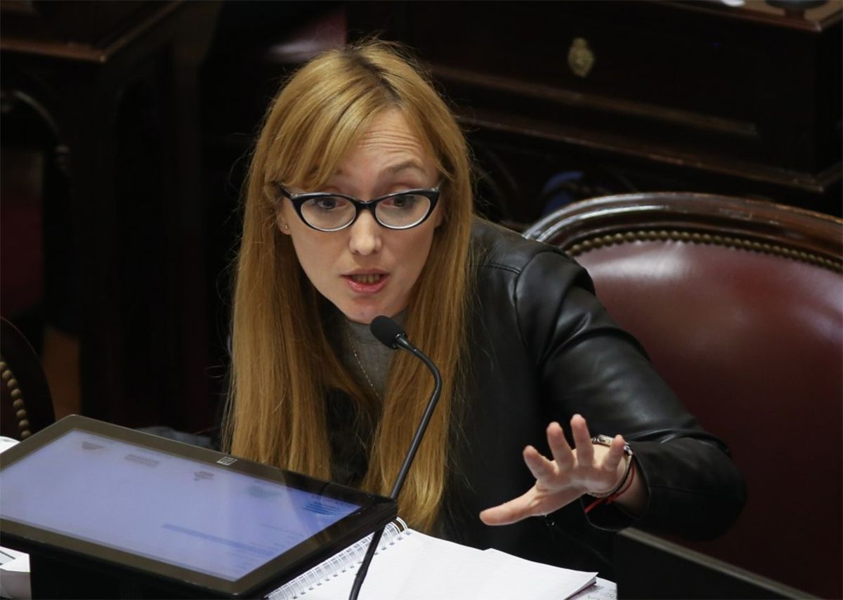 Anabel Fernández Sagasti, senadora nacional de Unión por la Patria por la provincia de Mendoza. Anabel Fernández Sagasti, senadora nacional de Unión por la Patria por la provincia de Mendoza.