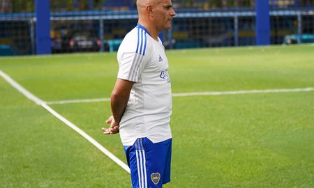 Jorge Martínez, entrenador del equipo femenino de Boca, fue denunciado por abuso sexual. Jorge Martínez, entrenador del equipo femenino de Boca, fue denunciado por abuso sexual.