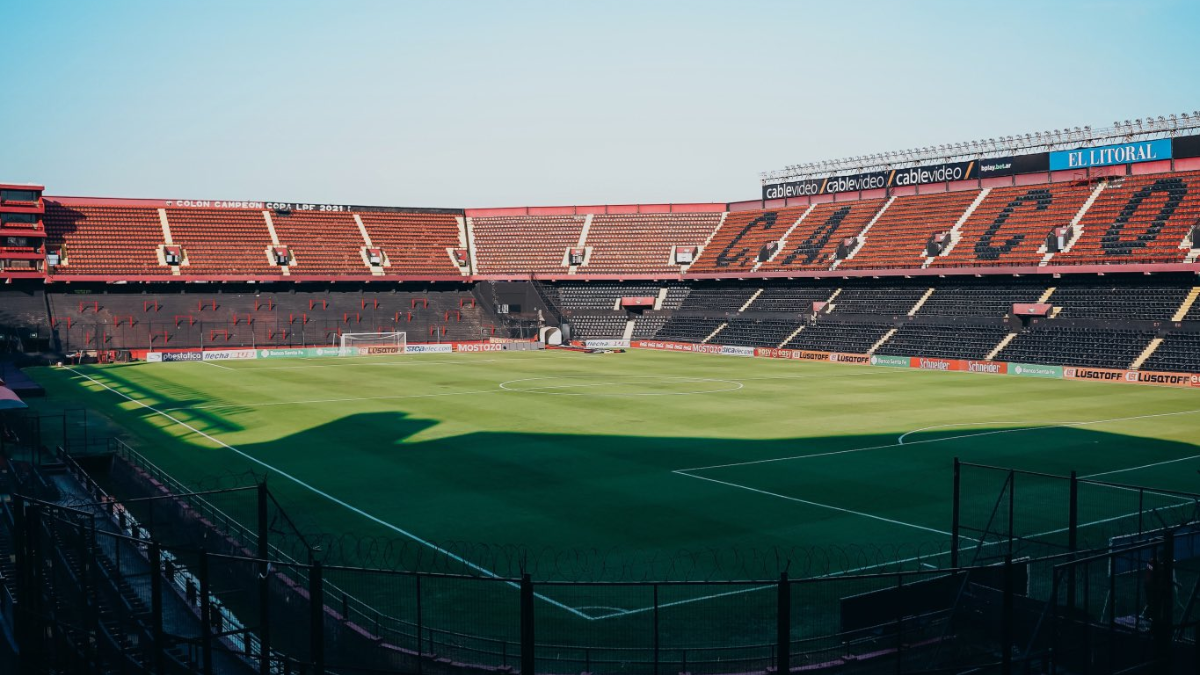 El Brigadier López, recibirá a Colón y El Cadi por el fútbol femenino.