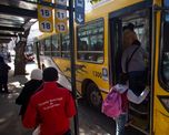 Antes de aprobar el aumento en el precio del boleto de colectivos, la Municipalidad de Santa Fe pide a las empresas que sumen 30 nuevos coches entre enero y marzo”. Antes de aprobar el aumento en el precio del boleto de colectivos, la Municipalidad de Santa Fe pide a las empresas que sumen 30 nuevos coches entre enero y marzo”.