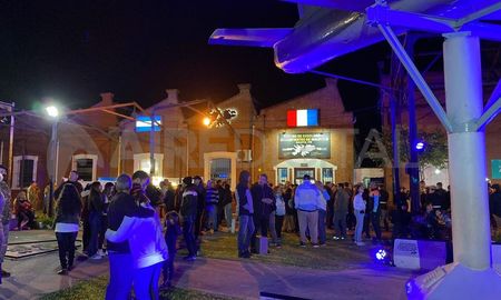 AIRE transmitirá en vivo la Vigilia por los 41 años de Malvinas AIRE transmitirá en vivo la Vigilia por los 41 años de Malvinas