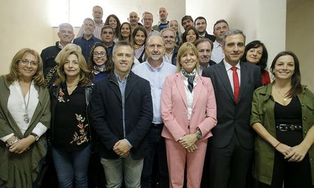perotti reune a todo el peronismo santafesino para mostrar unidad perotti reune a todo el peronismo santafesino para mostrar unidad