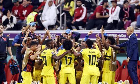 Ecuador derrotó 2-0 a Qatar e inició el Mundial 2022 con el pie derecho. Ecuador derrotó 2-0 a Qatar e inició el Mundial 2022 con el pie derecho.