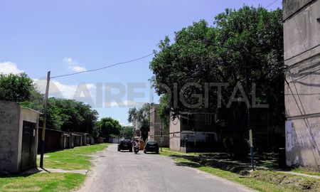 El sábado a la mañana, Marcos Maldonado fue encontrado con un disparo en la cabeza en el barrio La Tablada, en Rosario. El sábado a la mañana, Marcos Maldonado fue encontrado con un disparo en la cabeza en el barrio La Tablada, en Rosario.