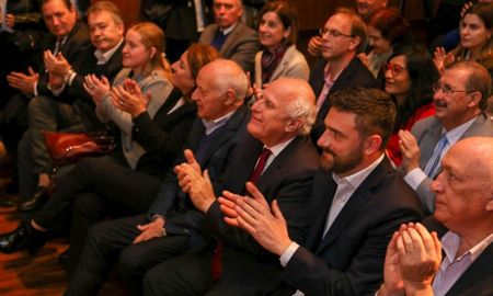 lavagna estuvo con lifschitz y pidio no elegir entre ?dos politicas economicas que ya han fracasado? lavagna estuvo con lifschitz y pidio no elegir entre ?dos politicas economicas que ya han fracasado?