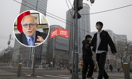Guelar fue el embajador argentino en China entre 2015 y 2019, y estuvo en el mercado de Wuhan en el que se cree que comenzó la pandemia. Guelar fue el embajador argentino en China entre 2015 y 2019, y estuvo en el mercado de Wuhan en el que se cree que comenzó la pandemia.