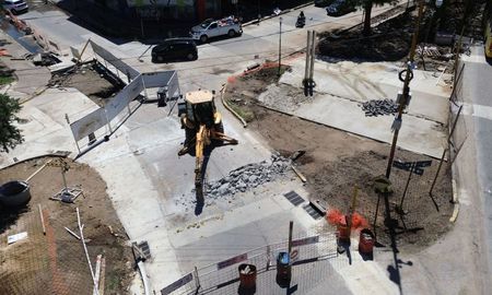 A 18 meses de firmado el acuerdo entre Provincia y Municipio de Santa Fe, continúan los trabajos en Aristóbulo del Valle, J.J. Paso, 7 Jefes y Peñaloza. A 18 meses de firmado el acuerdo entre Provincia y Municipio de Santa Fe, continúan los trabajos en Aristóbulo del Valle, J.J. Paso, 7 Jefes y Peñaloza.