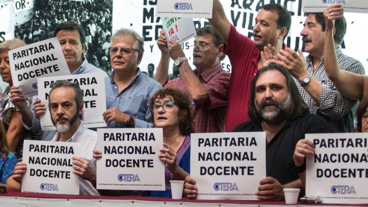 Los docentes dudan si las clases comenzarán el 2 de marzo, como fijó el gobierno