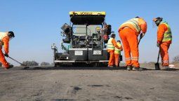 altText(Provincia avanza con la reparación de rutas santafesinas para mejorar la seguridad vial)}