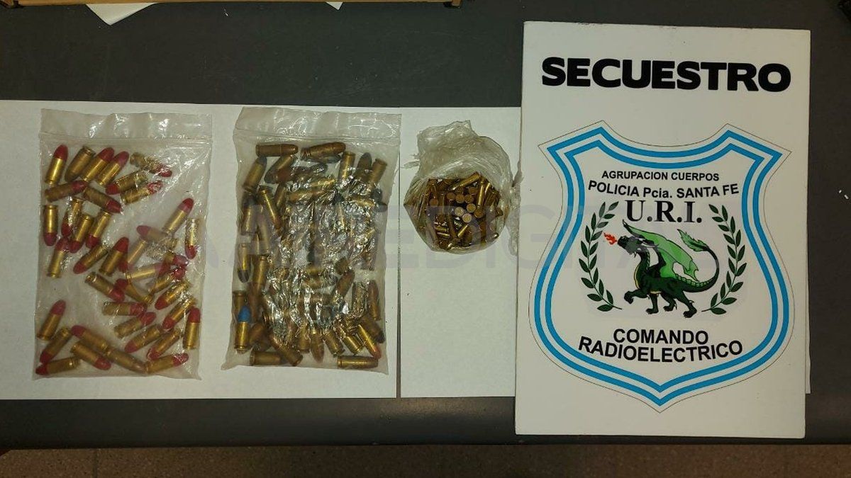 Las municiones que tenía la banda en su poder.