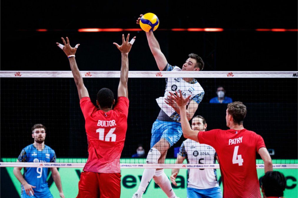 El seleccionado argentino de voley no pudo ante Francia en la VNL.