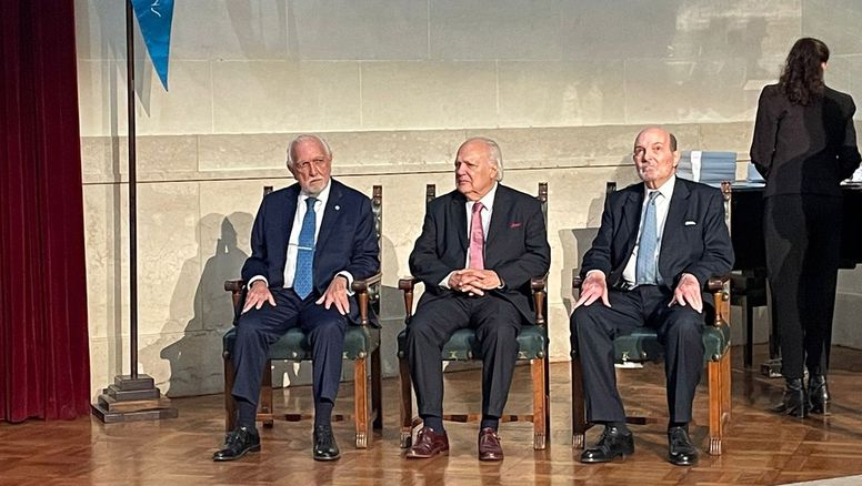 A 40 años, la UNL homenajeó a los jueces que condenaron a las Juntas Militares