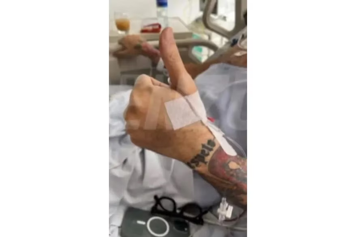 Rial, desde la clínica de Bogotá donde está internado.