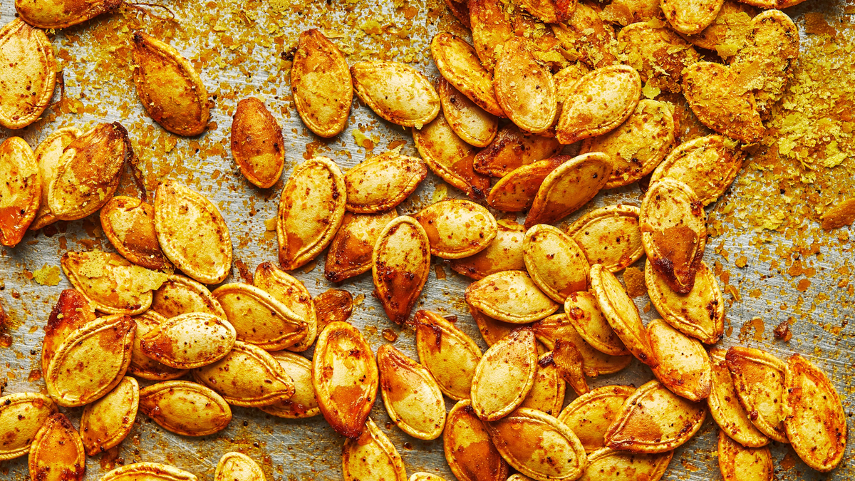 Semillas de calabaza: un tesoro nutricional cargado de magnesio y zinc para tus defensas. Semillas de calabaza: un tesoro nutricional cargado de magnesio y zinc para tus defensas.